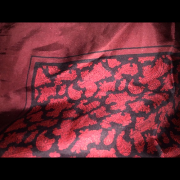 Red and black small silk handkerchief - Picture 6 of 8